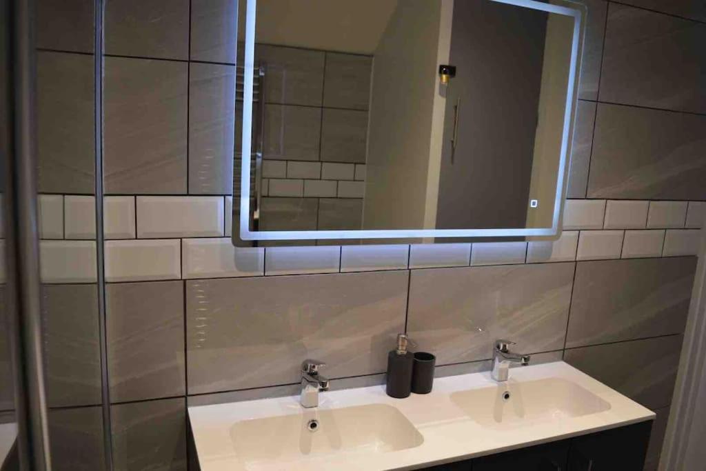 Villa Unique 4 Bed House In Derby Perfect For Contractors And Families Extérieur photo