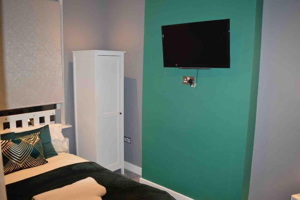 Villa Unique 4 Bed House In Derby Perfect For Contractors And Families Extérieur photo