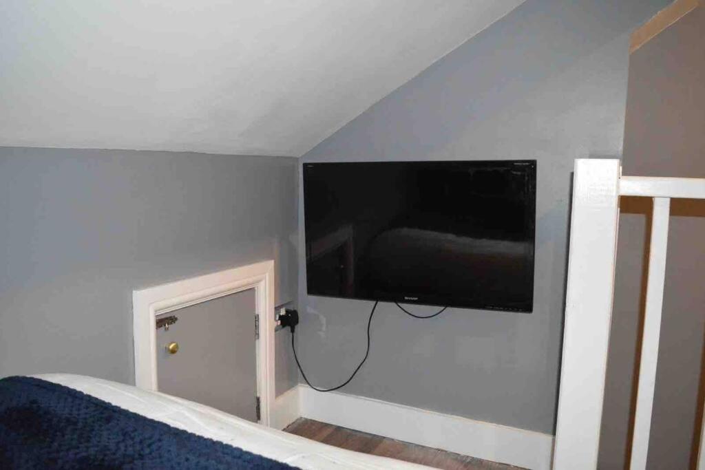 Villa Unique 4 Bed House In Derby Perfect For Contractors And Families Extérieur photo